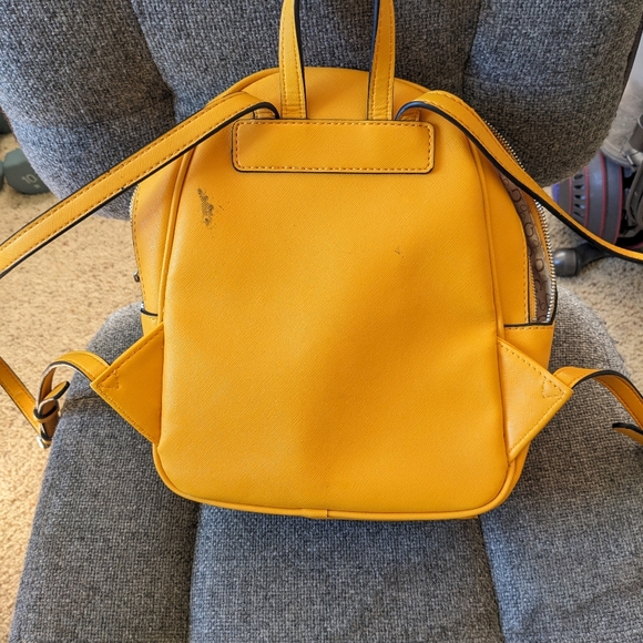 Guess Mini Backpack - Picture 2 of 3